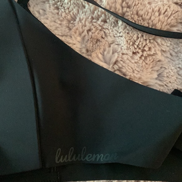 Lululemon wireless push-up bra from last season release. It’s in size 34c - Picture 3 of 3